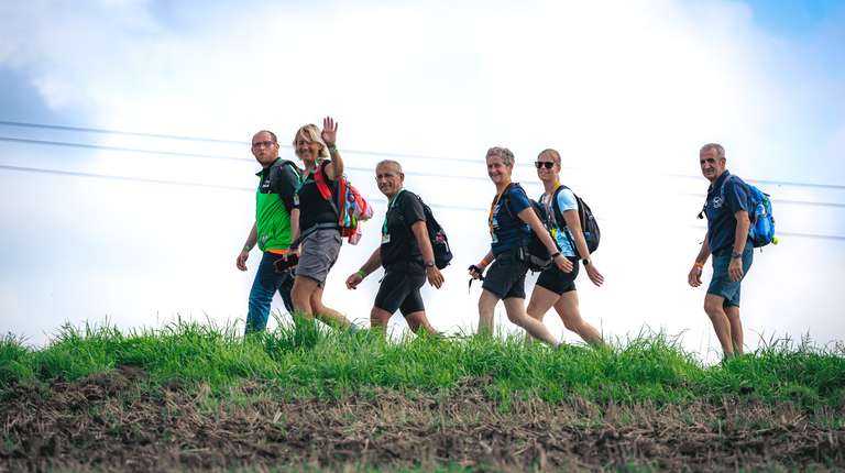 Sluit je aan bij een wandelclub