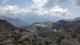 Wandelen in de bergen van Trentino.