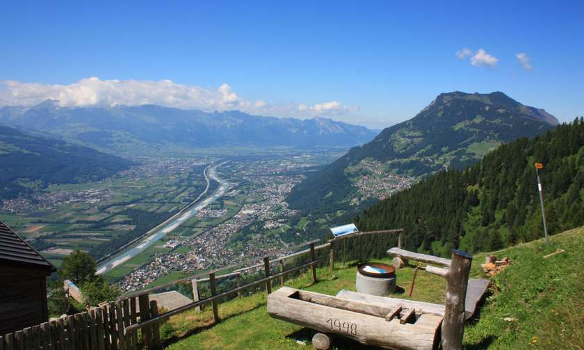 Wandelen in Liechtenstein: ontdek de mooiste wandelgebieden.