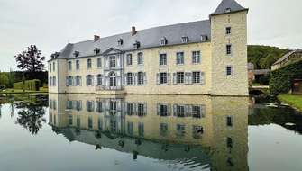 Wandelen langs het kasteel van Annevoie.