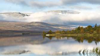 Wandelroute naar het einde van de wereld in Lungsdalen, Noorwegen.