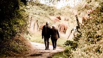 Waarom samen wandelen goed voor je is.