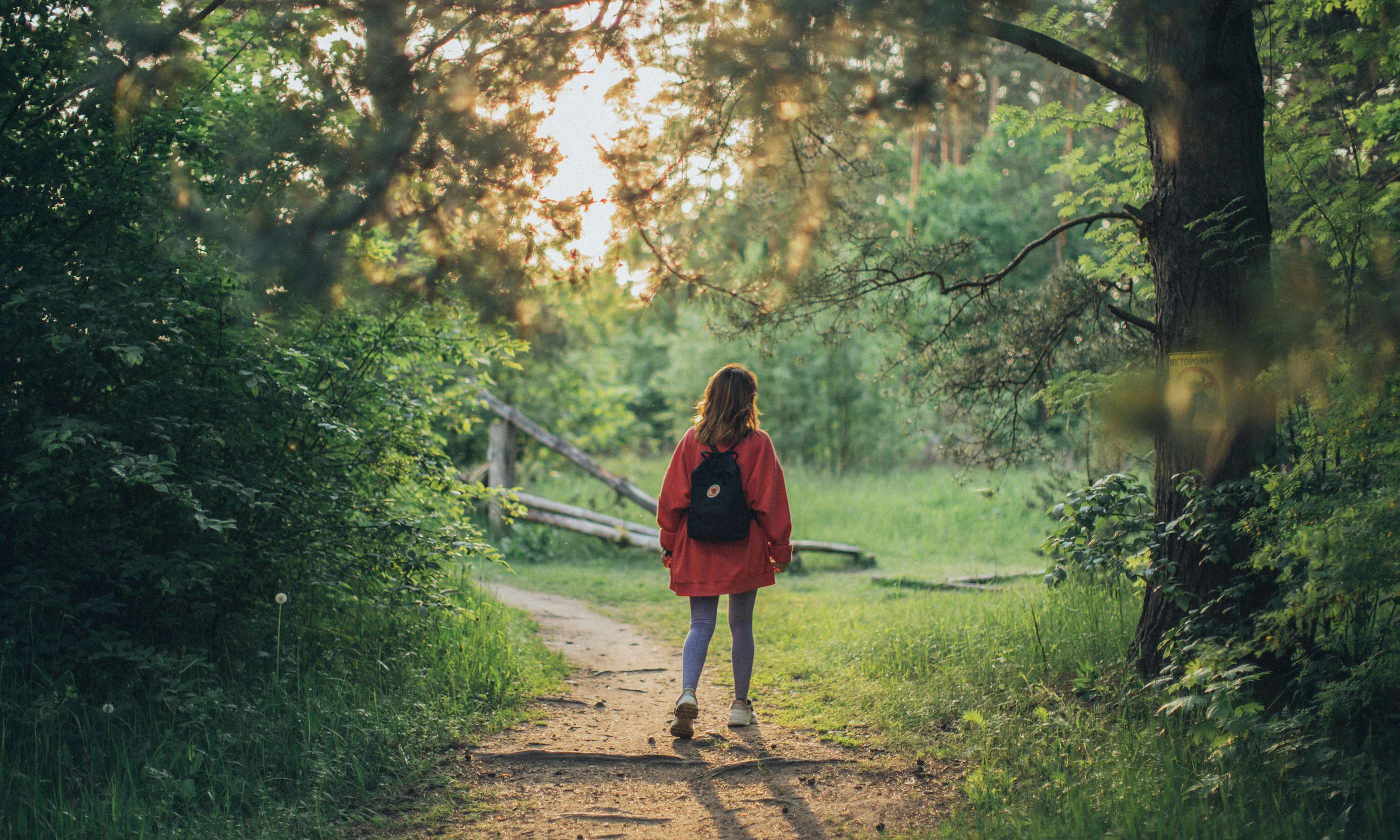Tips voor vrouwen die alleen willen wandelen.